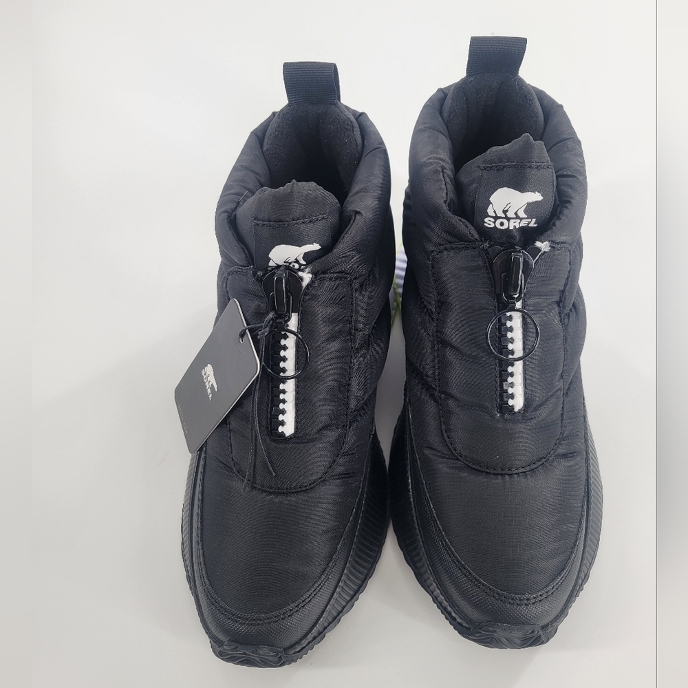 SOREL OUT N ABOUT III PUFFY ZIPPER BOOTS BOOTIES BLACK WHITE GREEN US 6 NWT‎